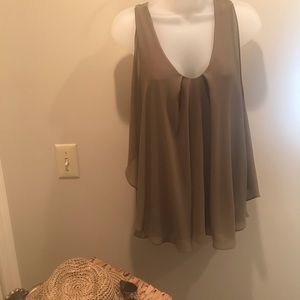 Venus Sleeveless Olive Flowy Top Size M